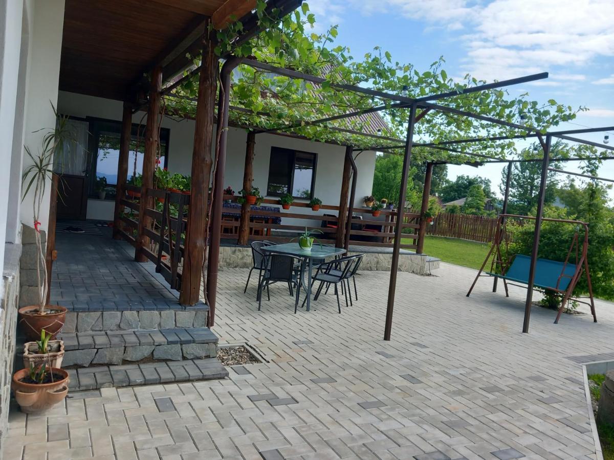 Casuta Din Deal Тыргу-Нямц Экстерьер фото